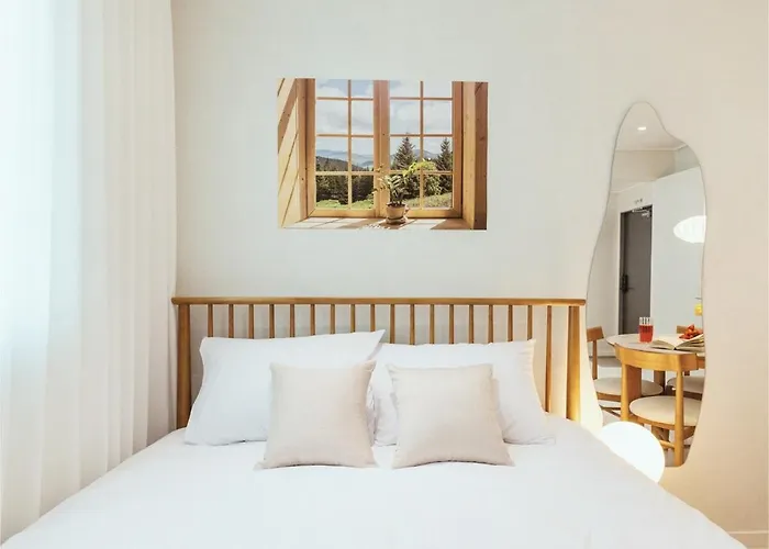 Maison Woodique Hongdae 2rooms 3beds 6persons * Seúl