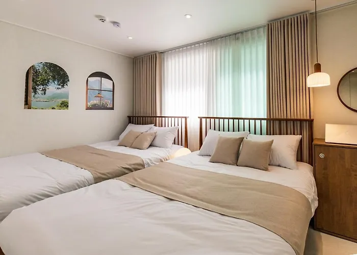 Maison Woodique Hongdae 2rooms 3beds 6persons