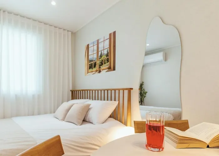 Maison Woodique Hongdae 2rooms 3beds 6persons Apartamento Seúl