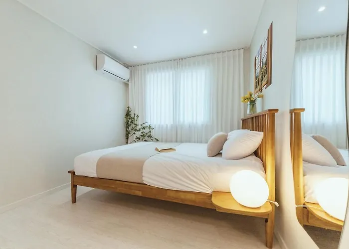 Maison Woodique Hongdae 2rooms 3beds 6persons